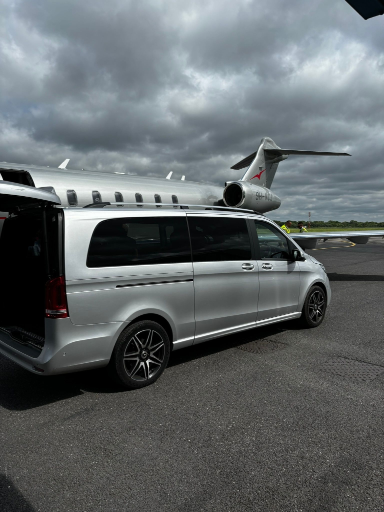 Droppin Chauffeurs Uk 16 Medium